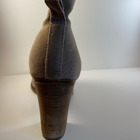 Vince Camuto Feina ankle boots - Picture 4 of 9